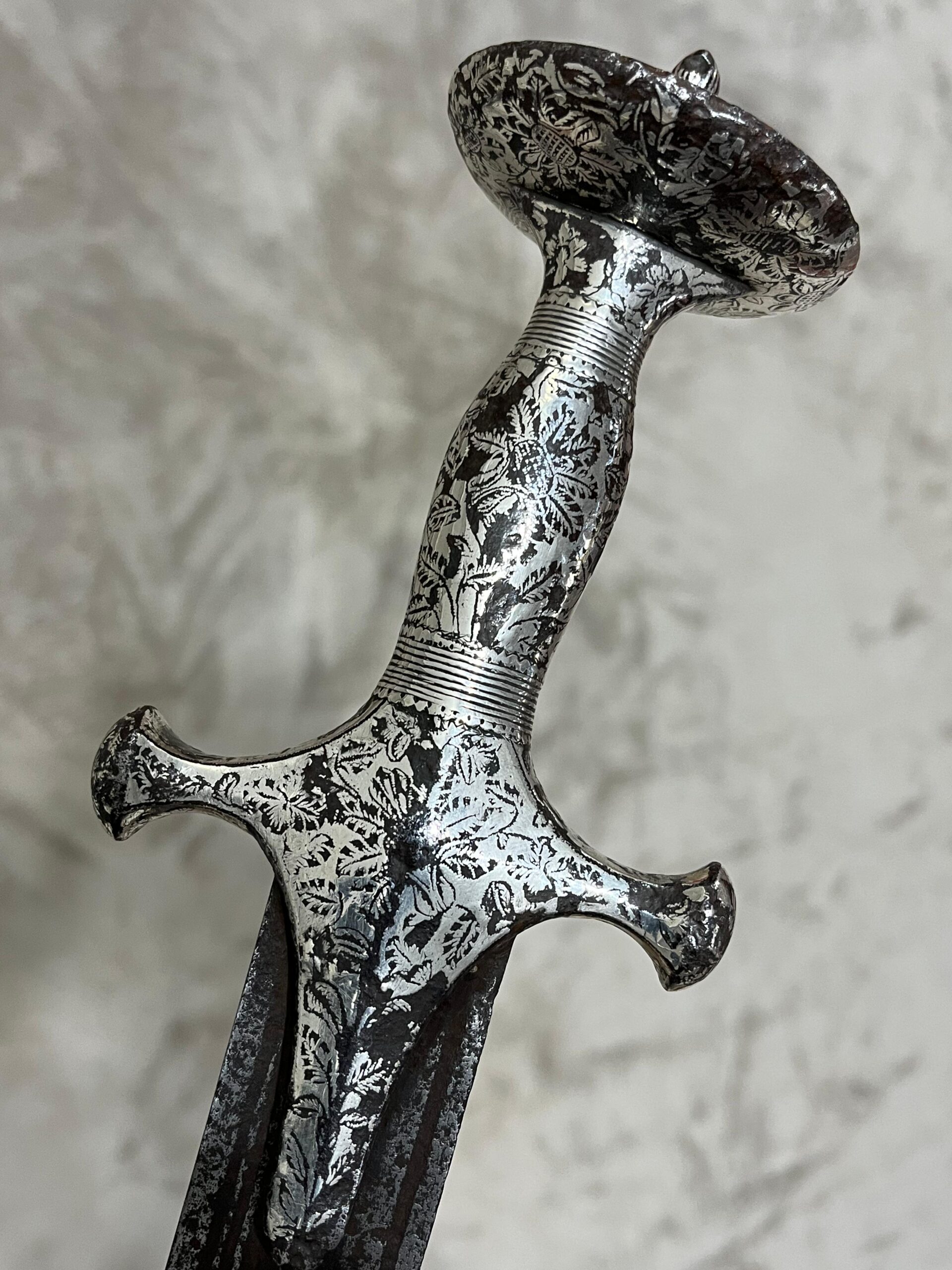 mughal tulwar silver (sword) mughal tulwar silver (sword)