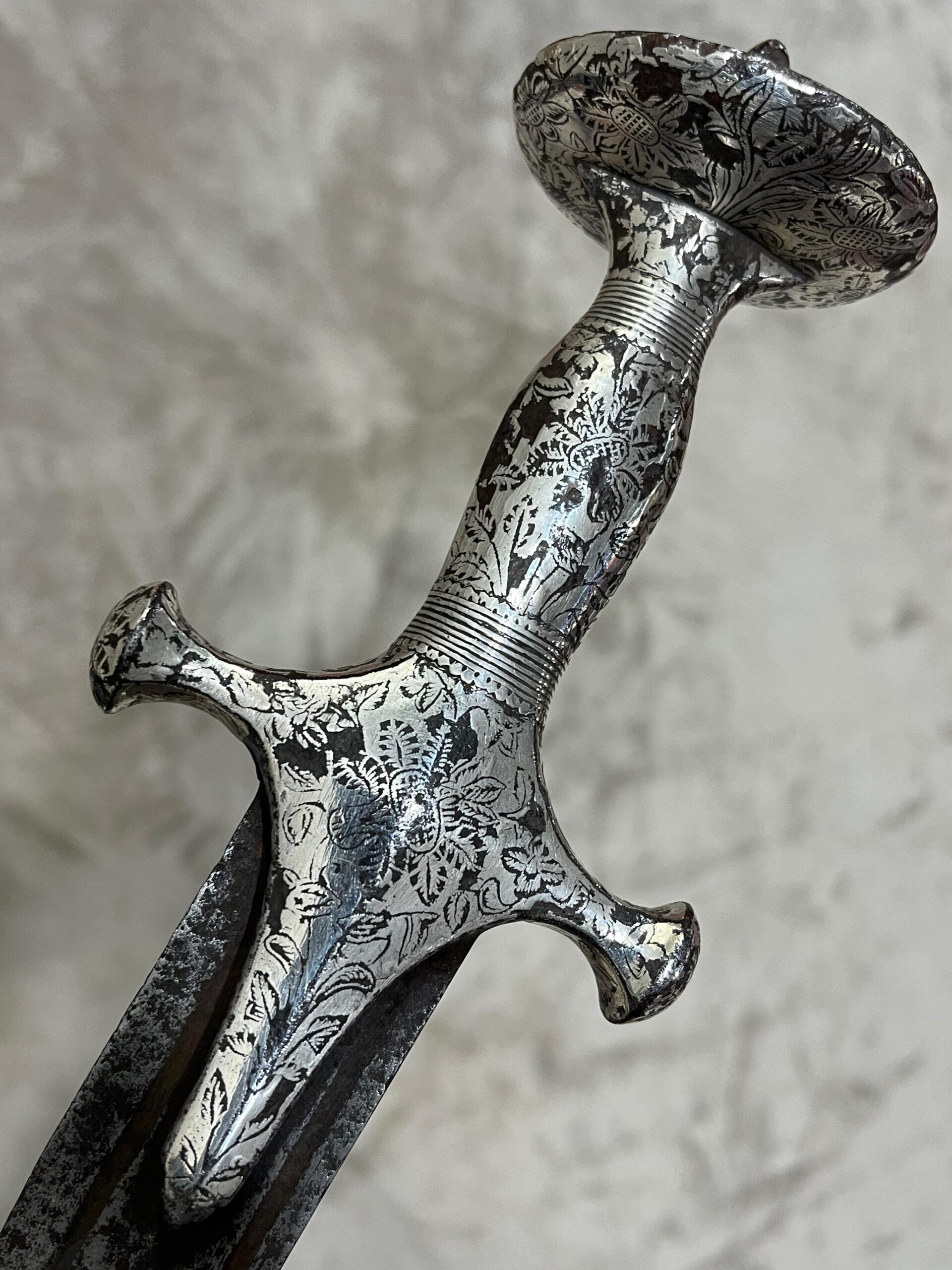mughal tulwar silver (sword) mughal tulwar silver (sword)