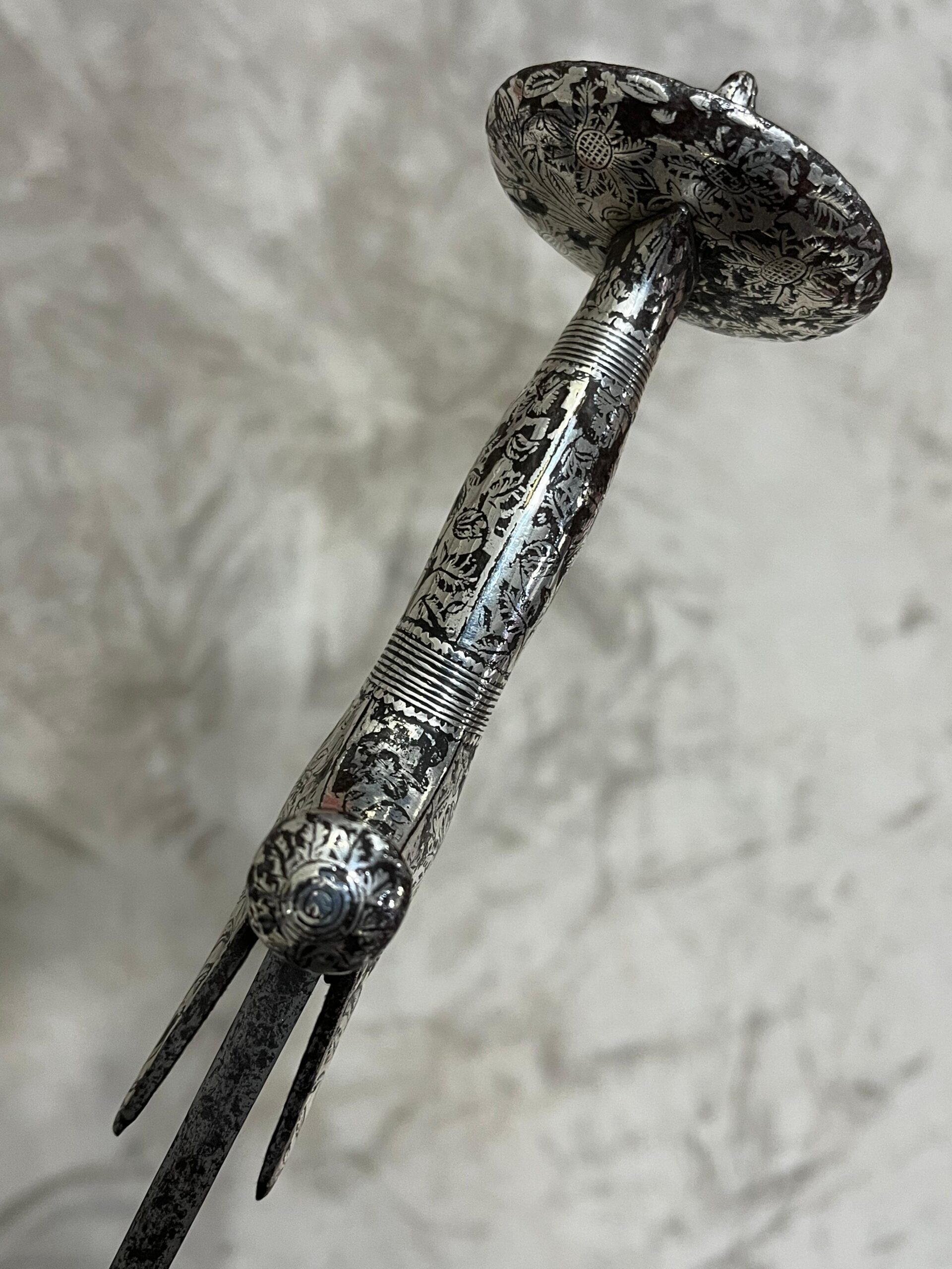 mughal tulwar silver (sword) mughal tulwar silver (sword)
