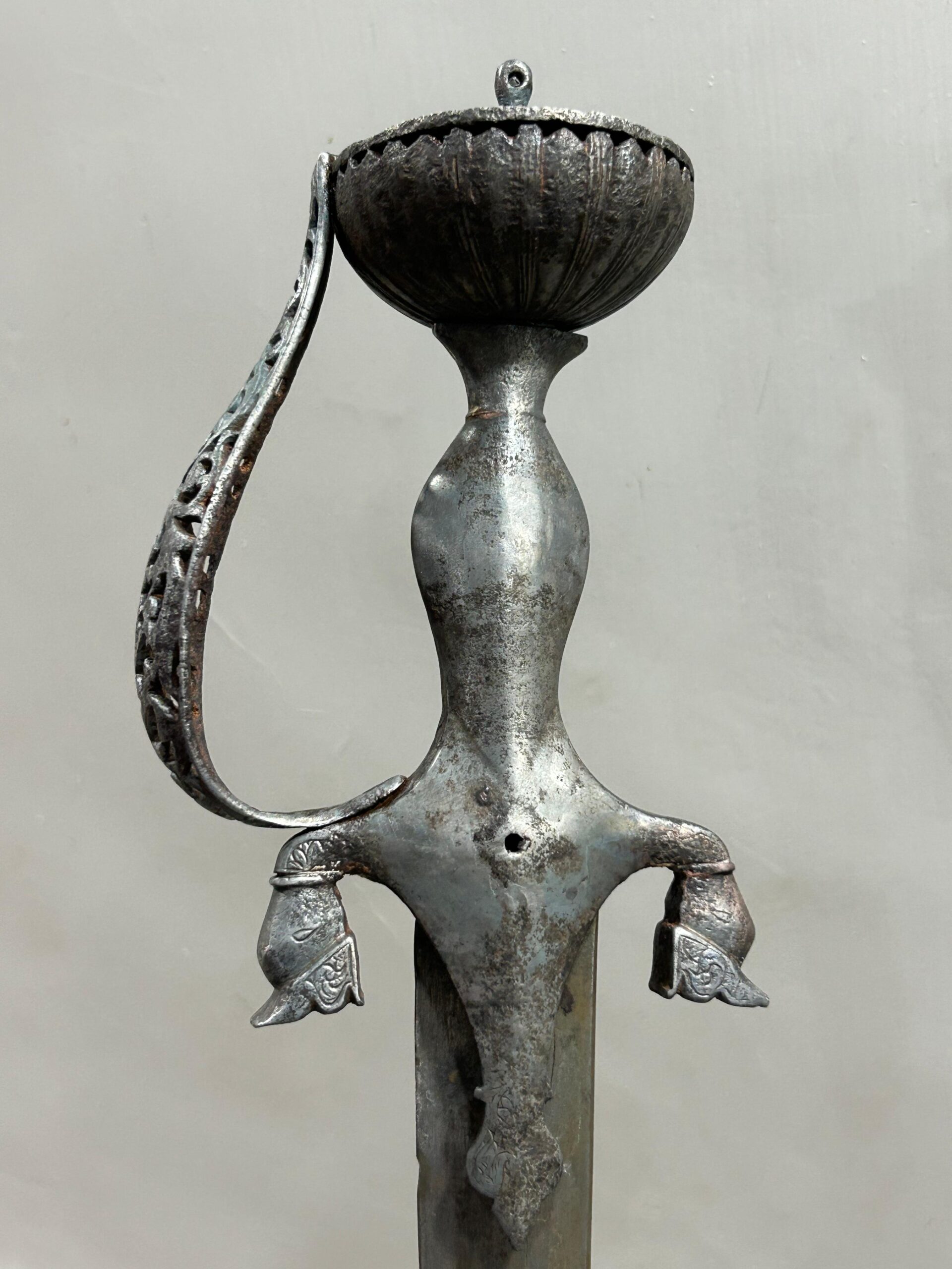 afghan pulwar (sword) afghan pulwar (sword)